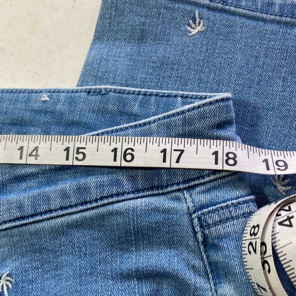 Talbots Light Blue Slim Ankle Jeans with Tiny White Palm Embroidery - Picture 6 of 9